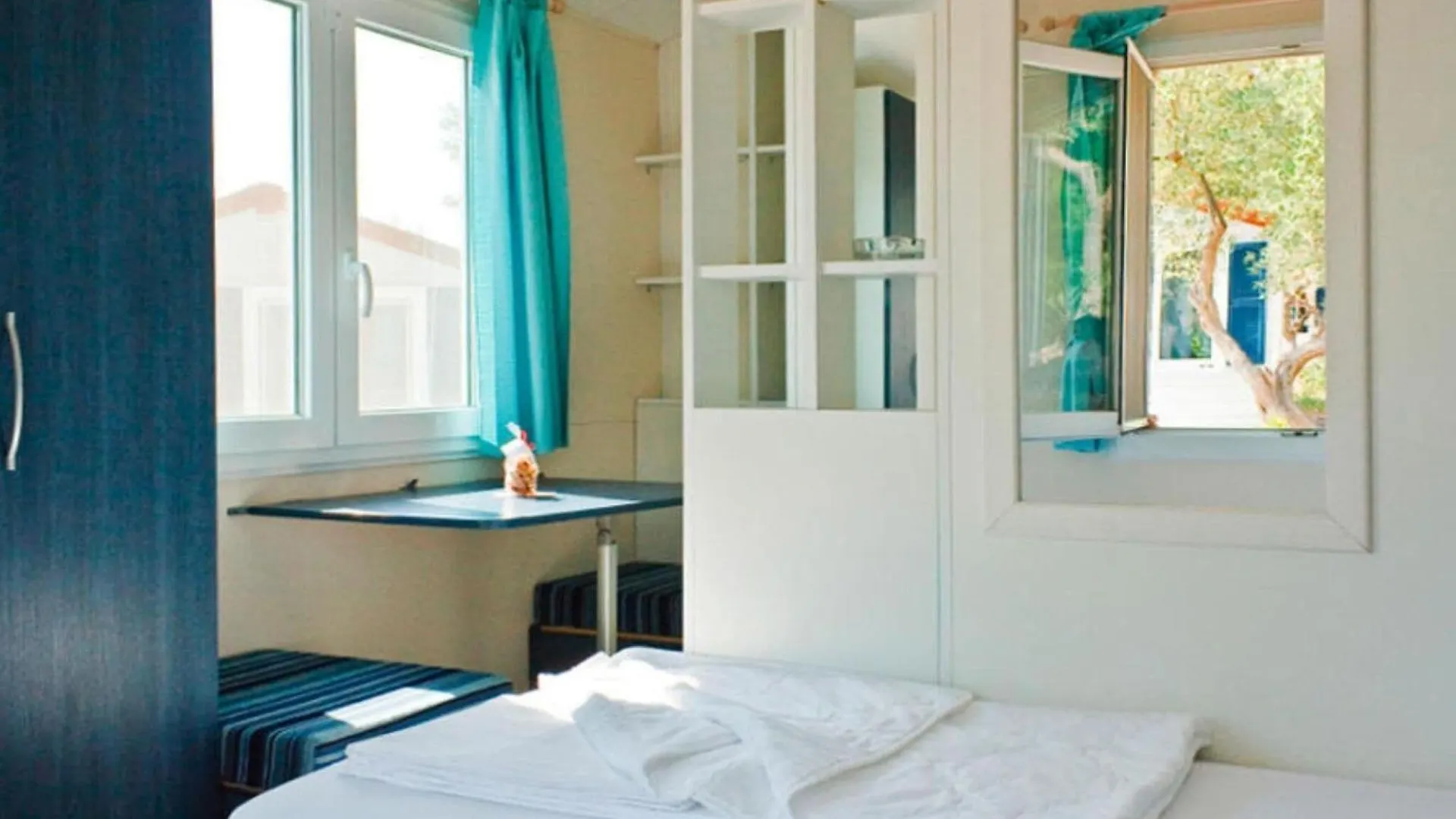 Hébergement de vacances Mobile Homes Kovacine Cres - CIN02100d-MYA
